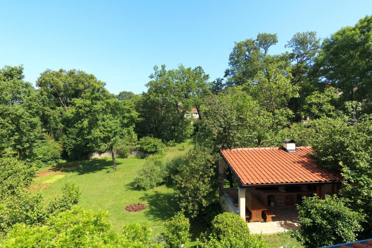 Apartmani Ravan Cernik  Exterior photo