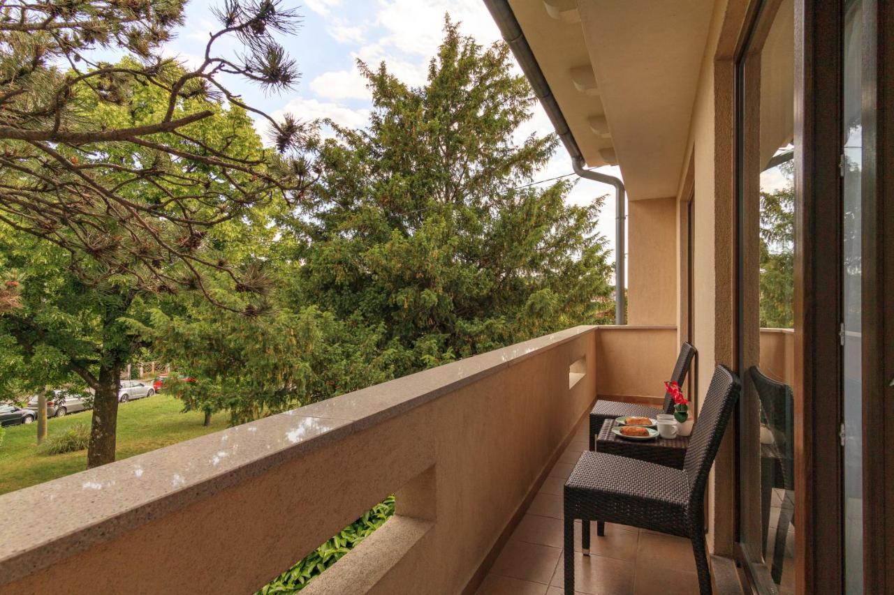 Apartmani Ravan Cernik  Exterior photo